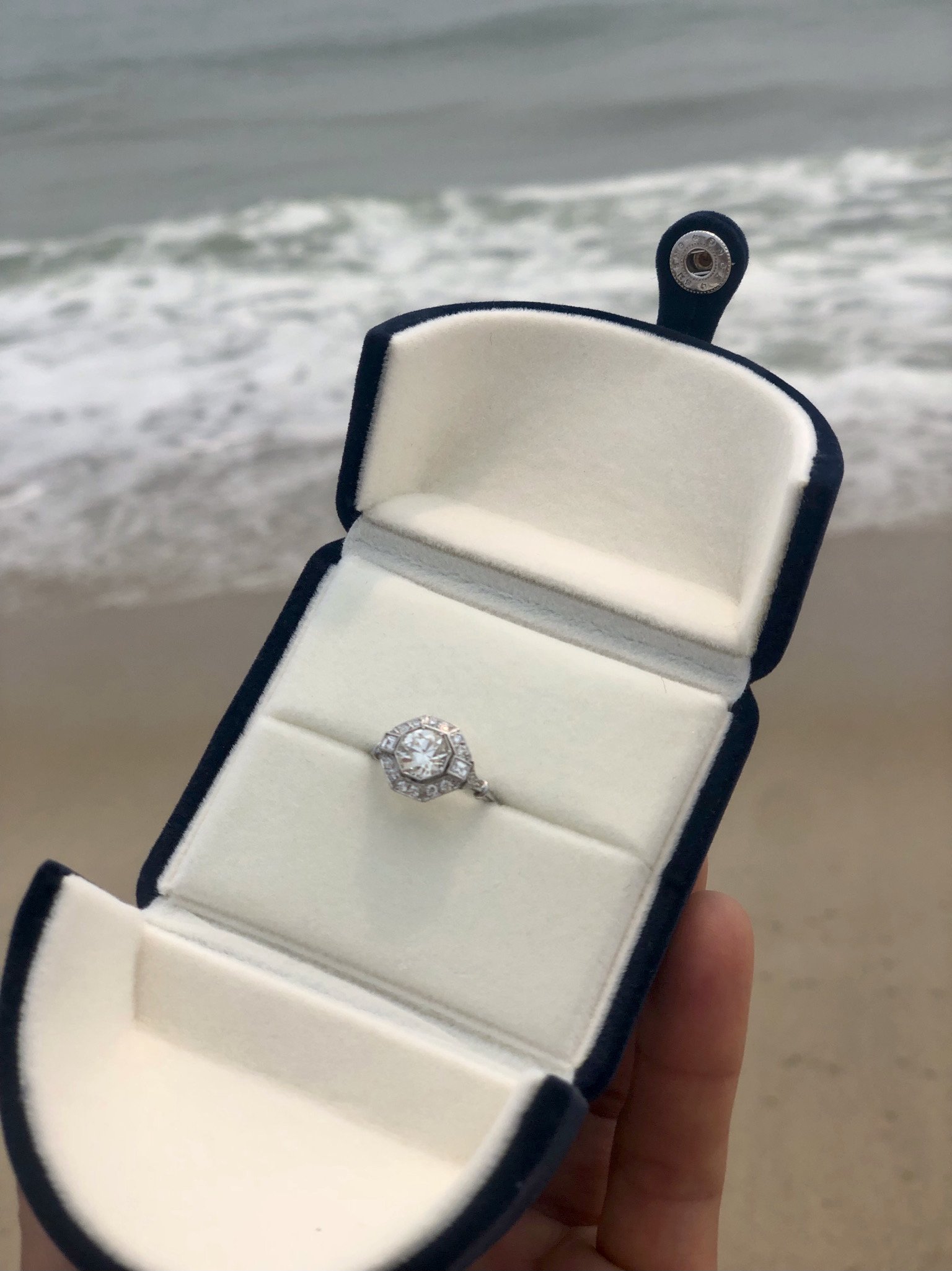 959550DE-93C6-4DEA-A1BF-28BC752EC006